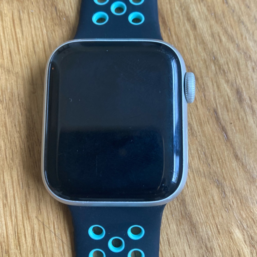 Apple Watch SE